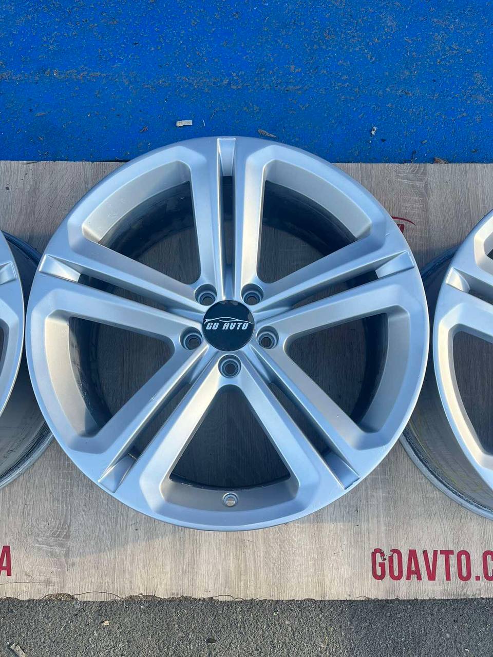 Диски VW Tiguan r19 5/112 et33 8j dia57,1