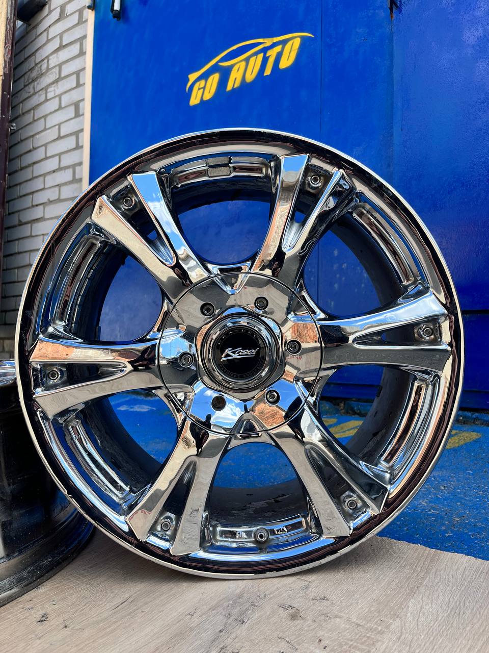 Диски R18 5x114.3 8.5j et38 dia73.1