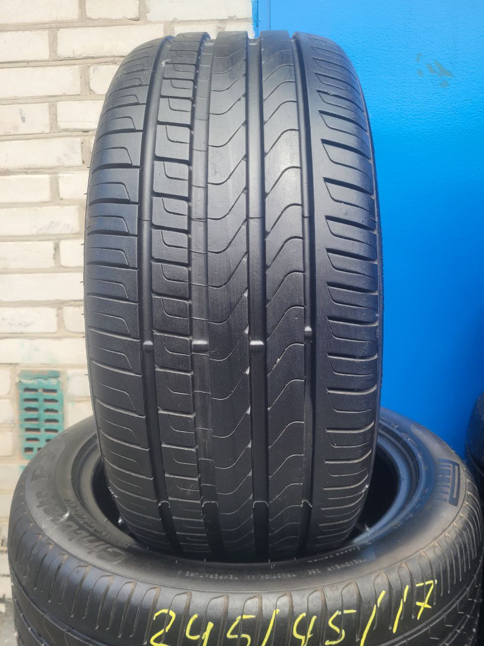Вживані шини Pirelli Cinturato P7 245/45/R17 95W