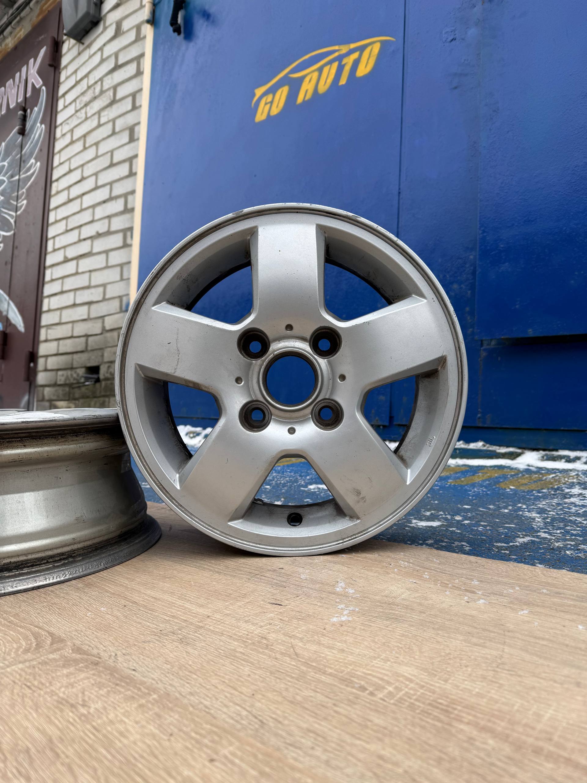 Диски R14 4x114.3 5.5j et44 dia56.6