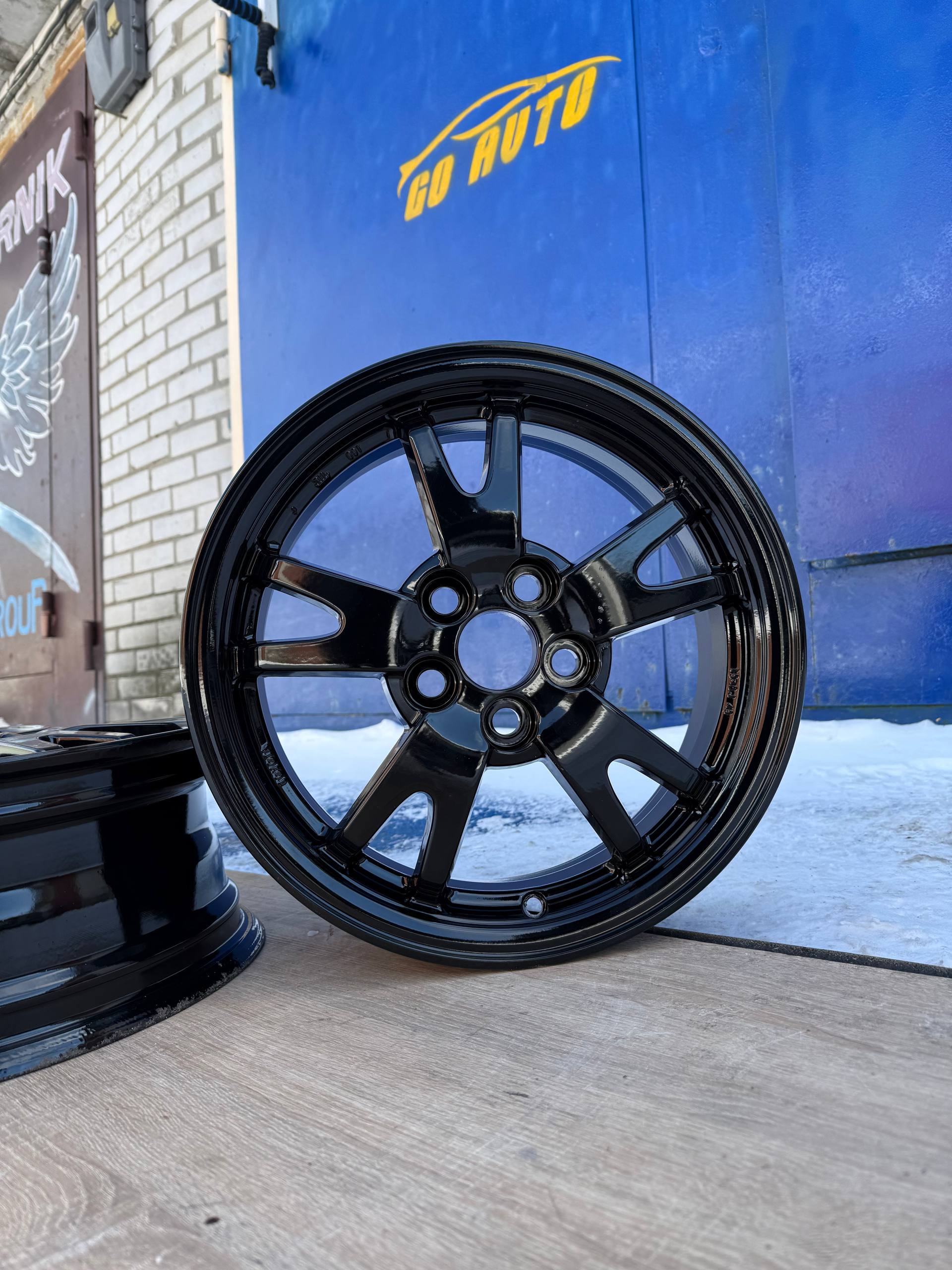 Диски R15 5x100 6j et45 dia54.1