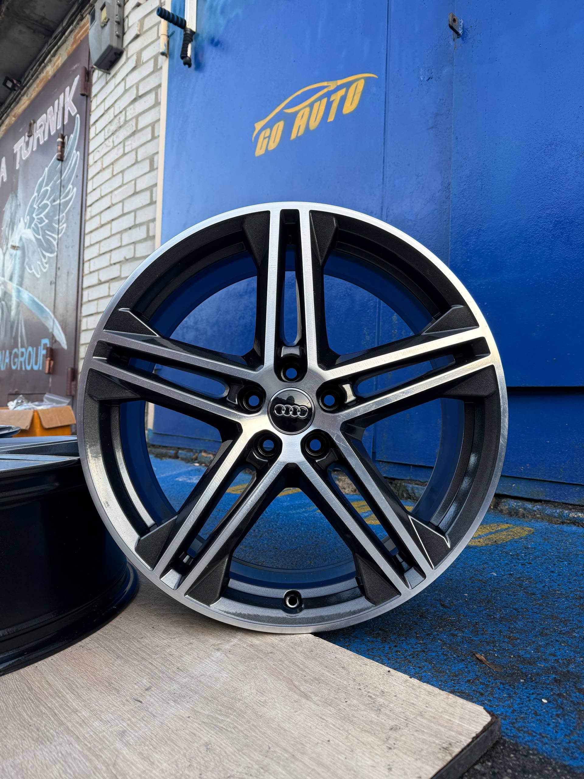 Диски R20 5x112 8j et39 dia66.5