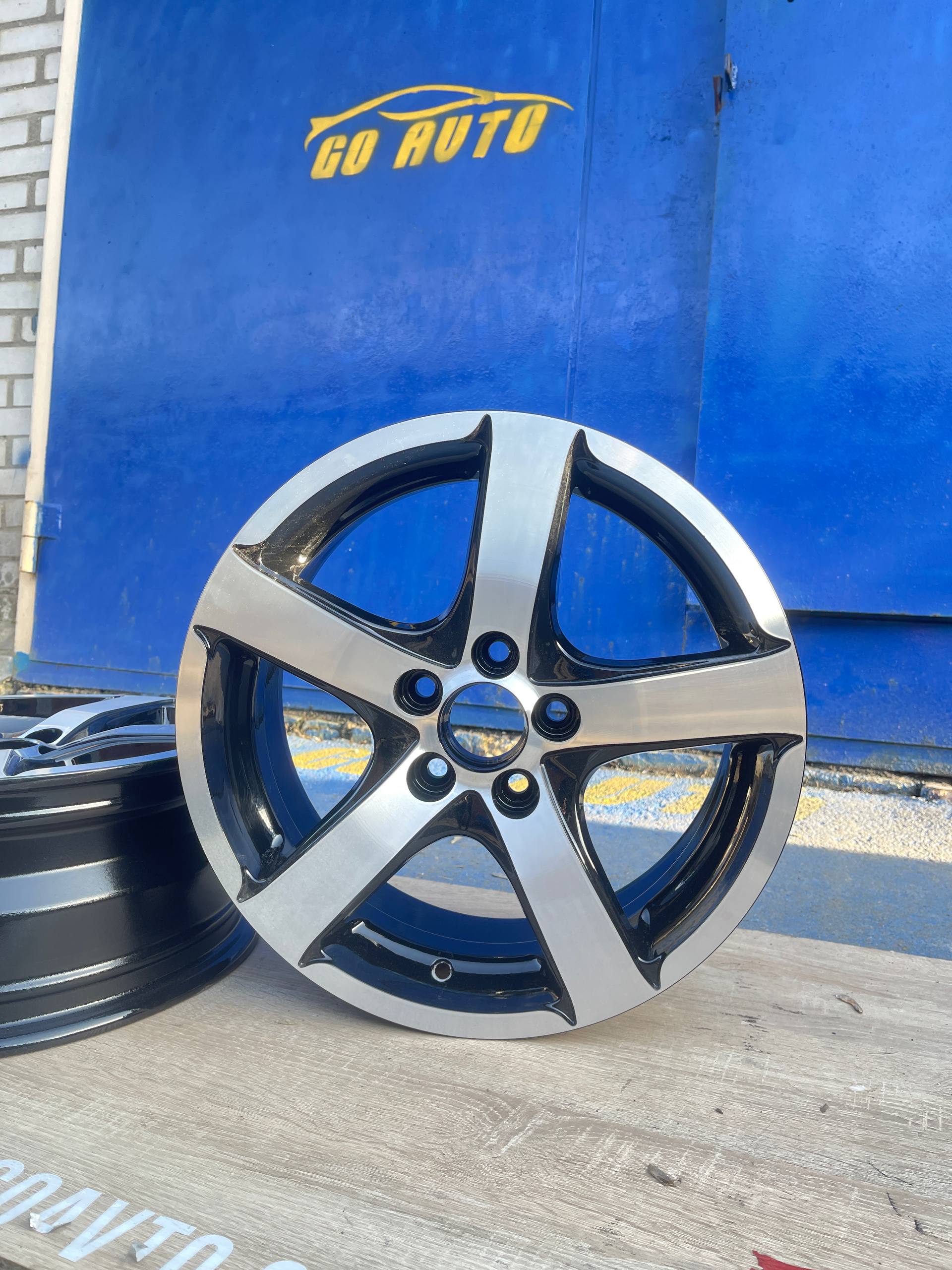 Диски R16 5x105 6.5j et39 dia56.6