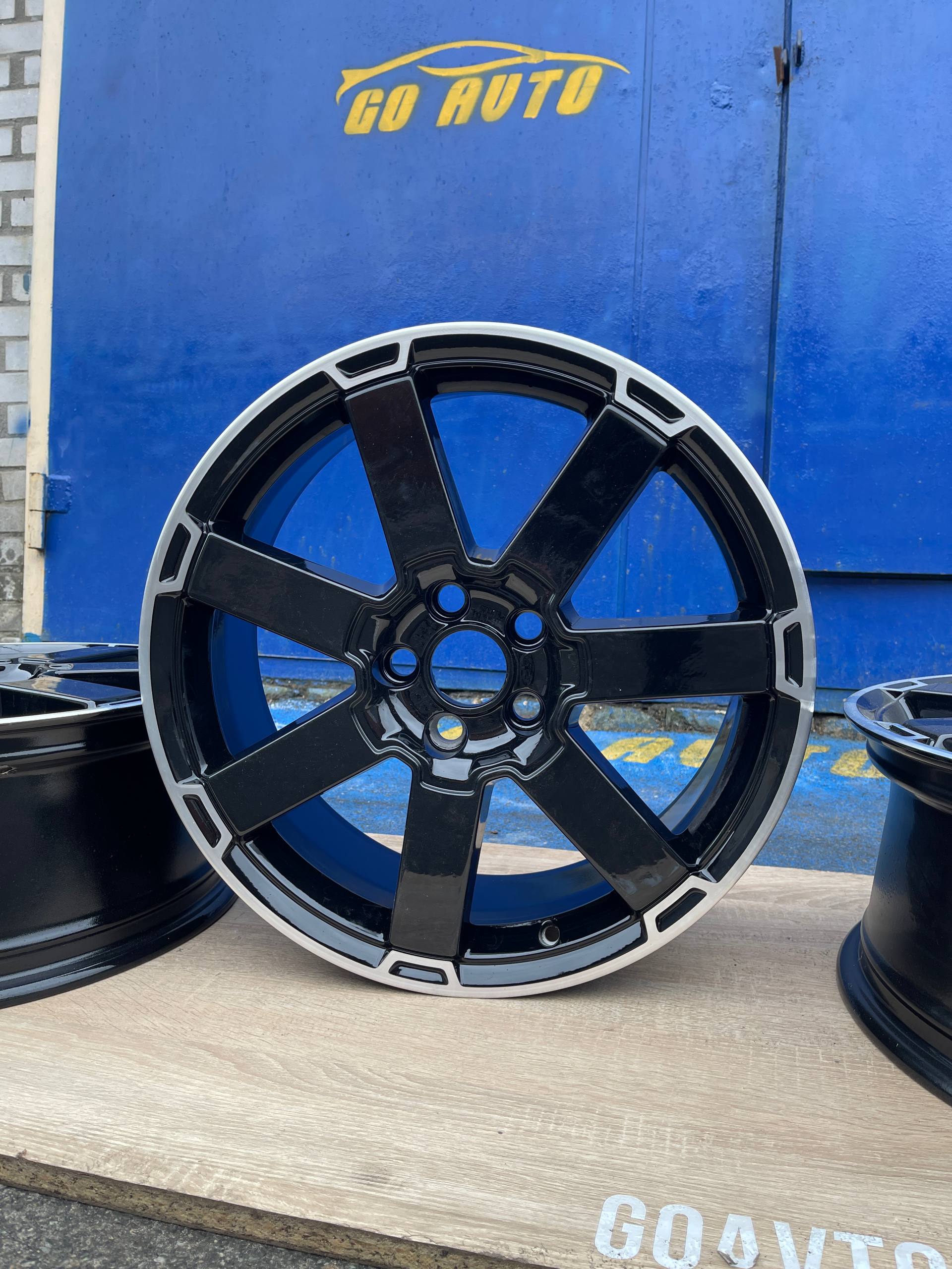 Диски R18 5x108 7.5j et52.5 dia63.4
