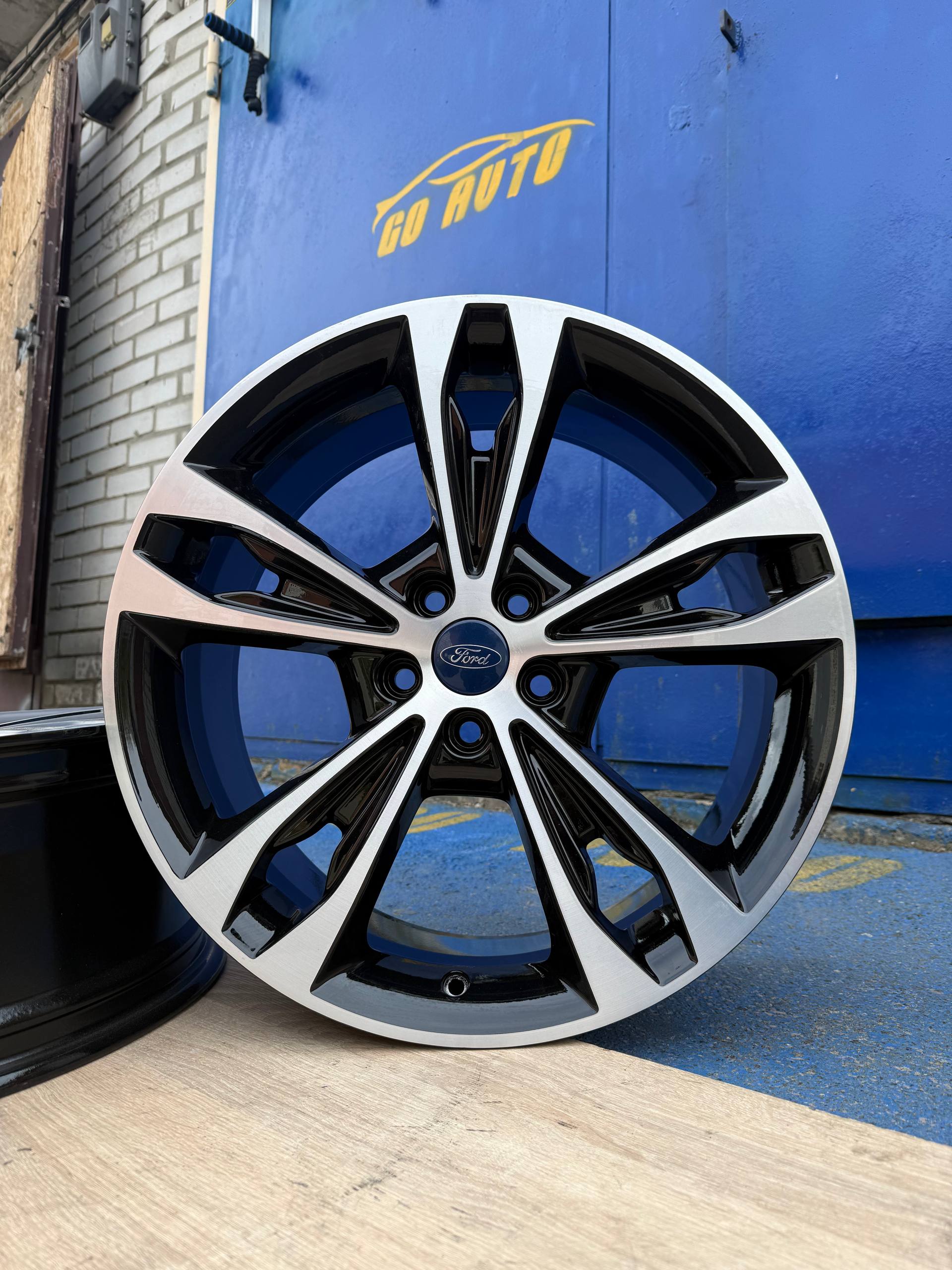 Диски R19 5x108 8j et55 dia63.4