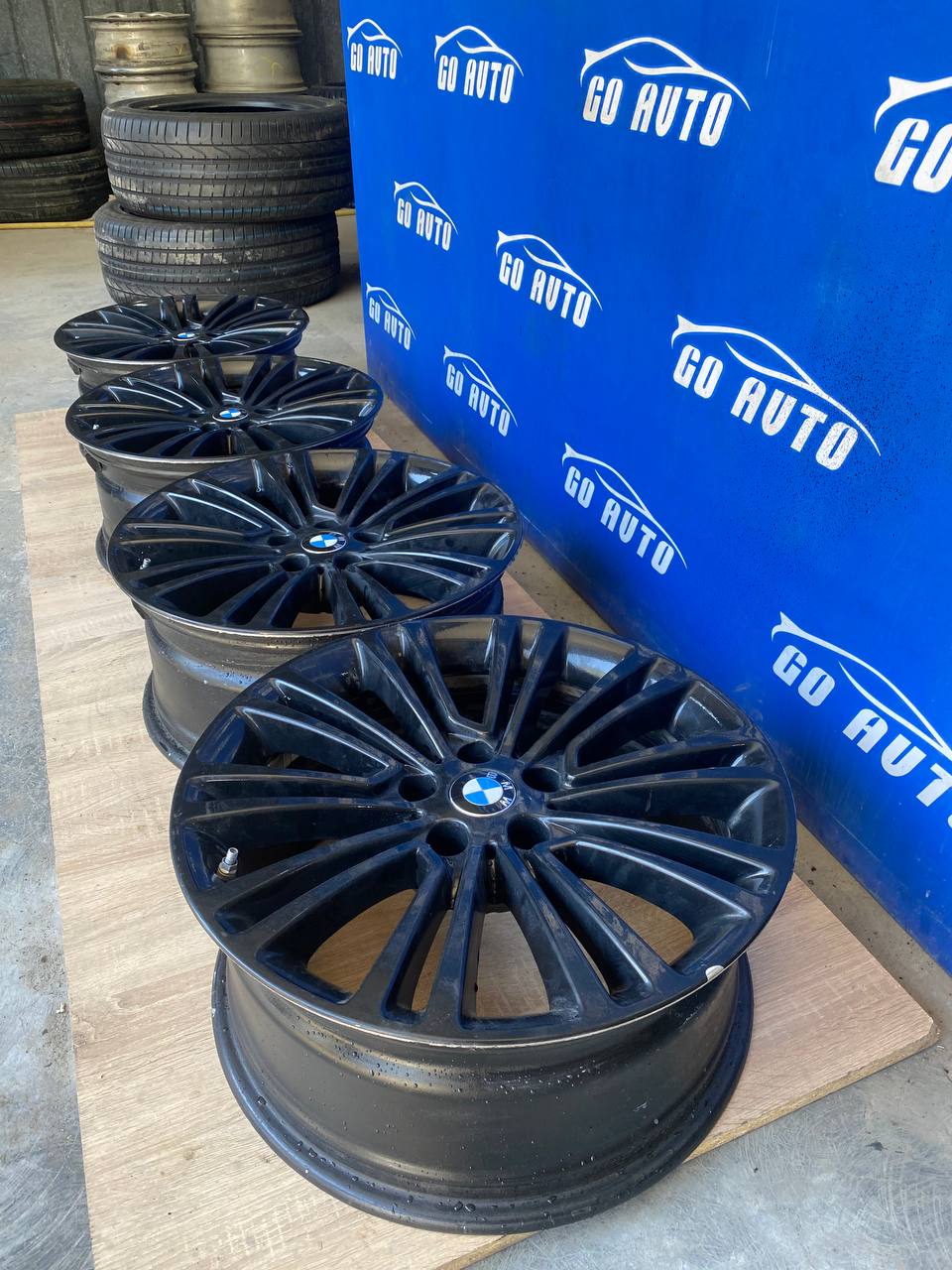 Диски R18 5x112 8j et30 dia66.5