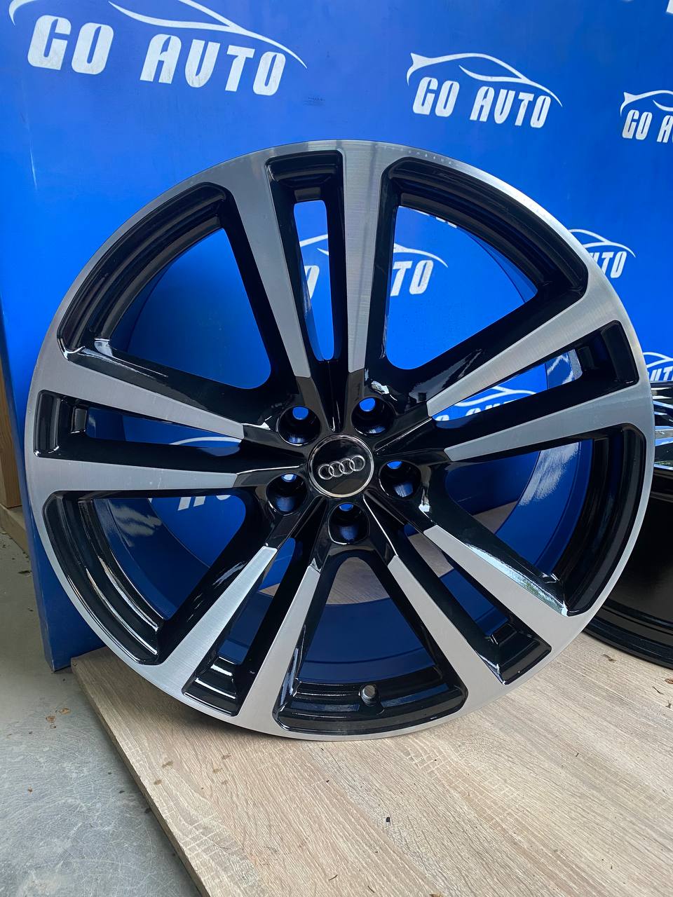 Диски R20 5x112 8j et28 dia66.5