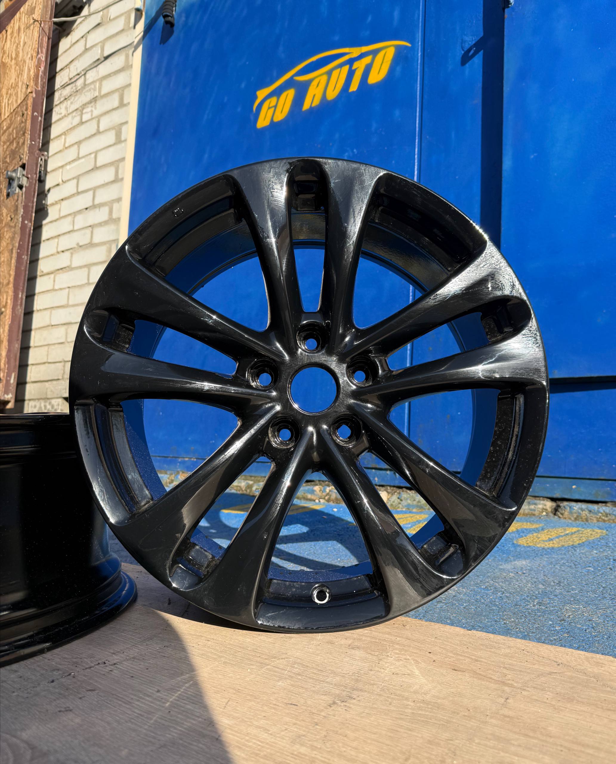 Диски R18 5x114.3 8j et50 dia66.1