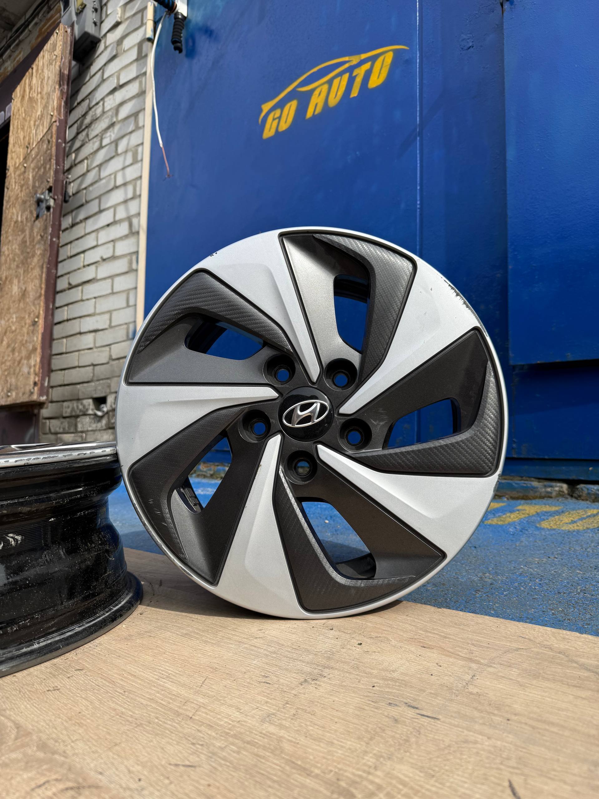 Диски R15 5x114.3 6j et46 dia67.1