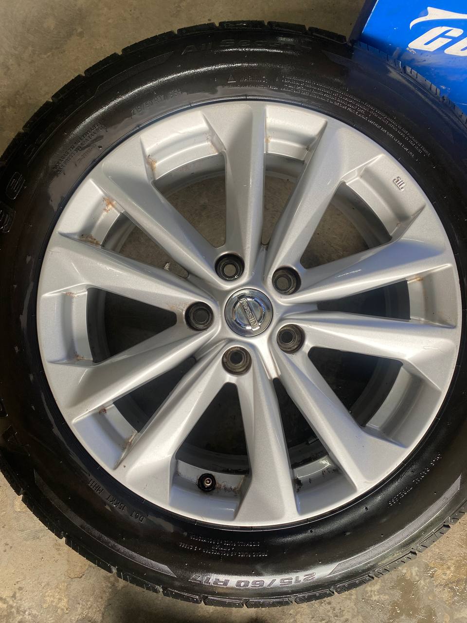 Диски R17 5x114.3 7j et40 dia66.1
