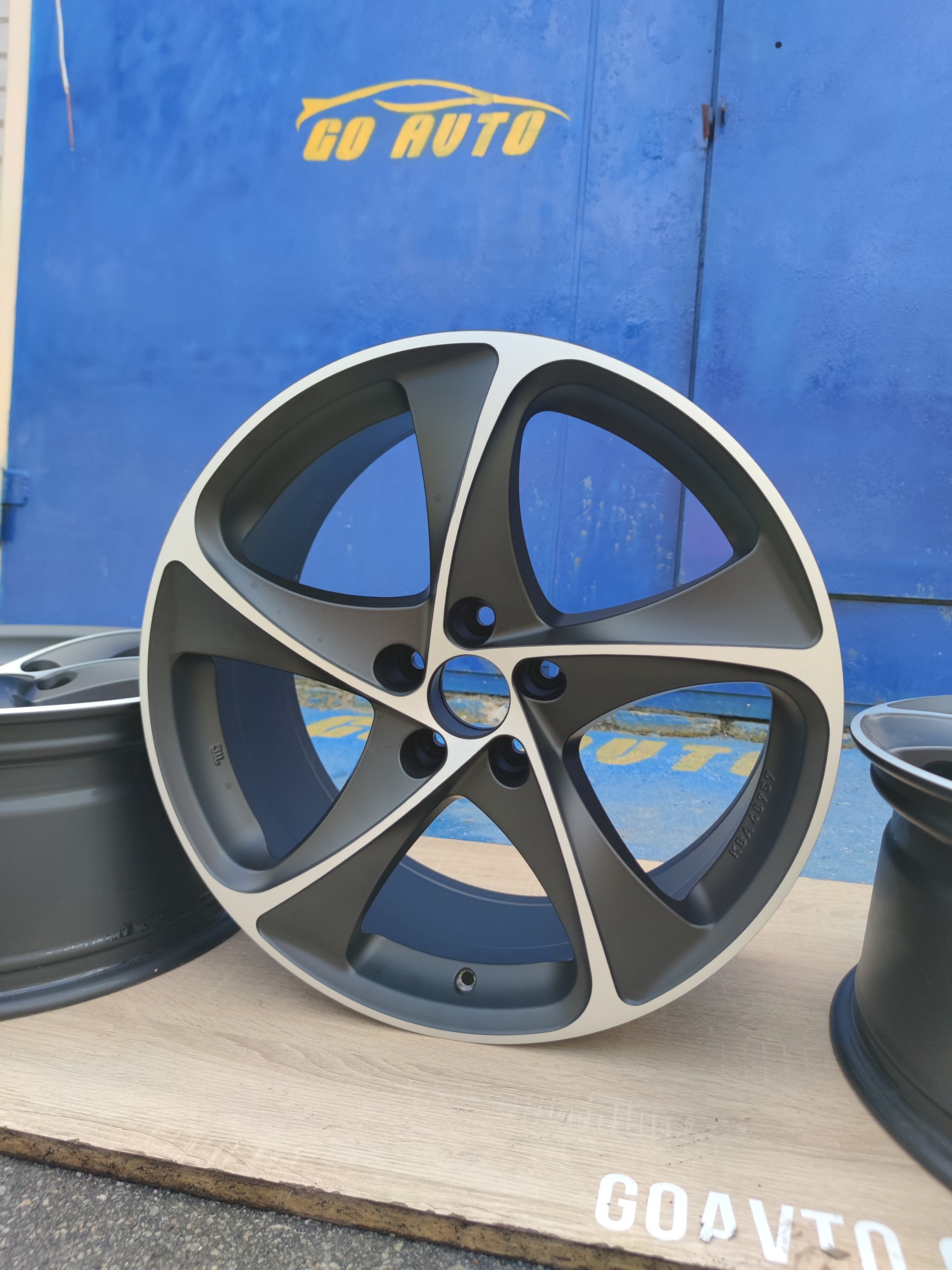 Диски R19 5x112 8.5j et40 dia70.1