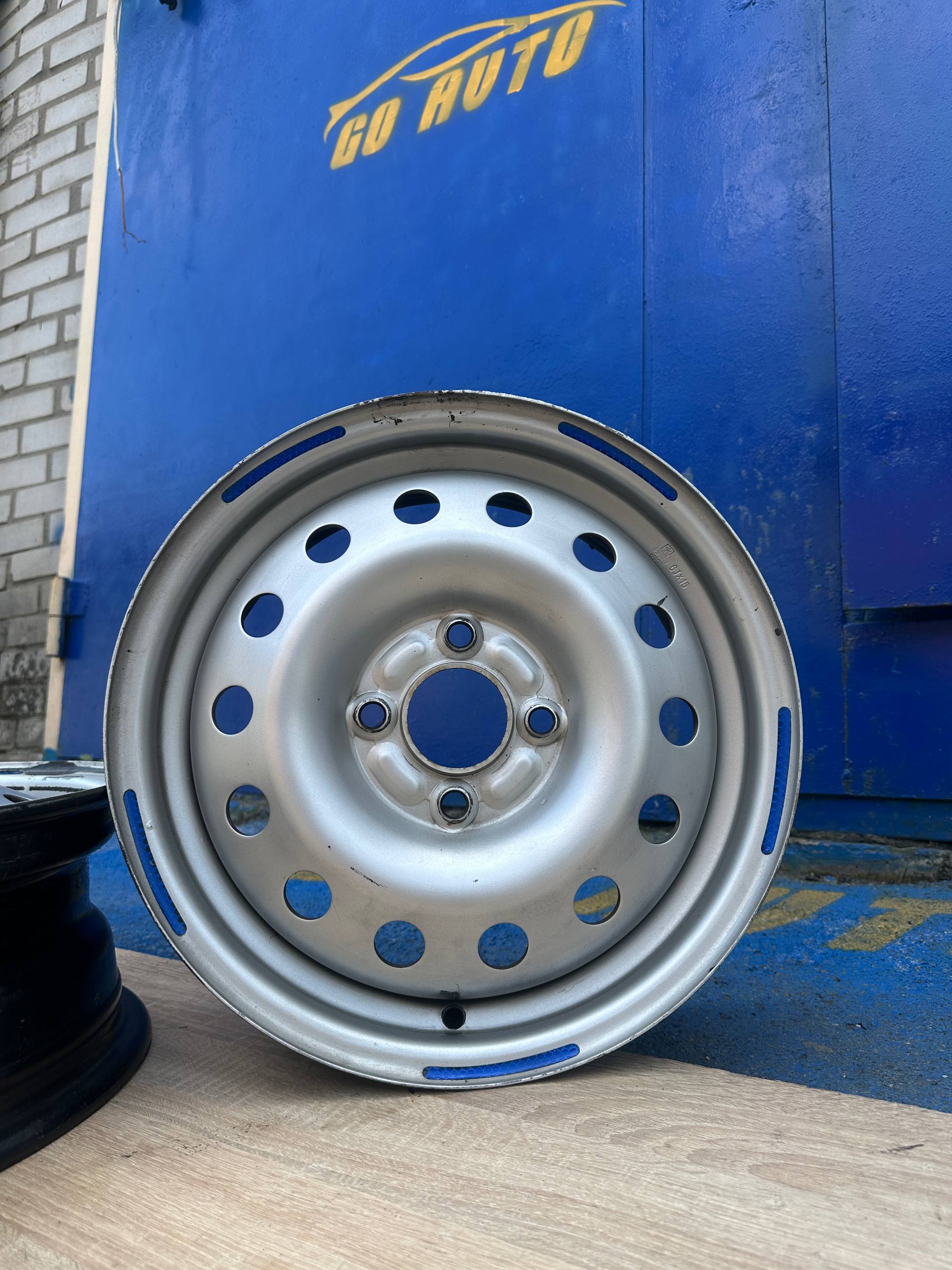 Сталеві диски R15 4x108 6j et40 dia63.4
