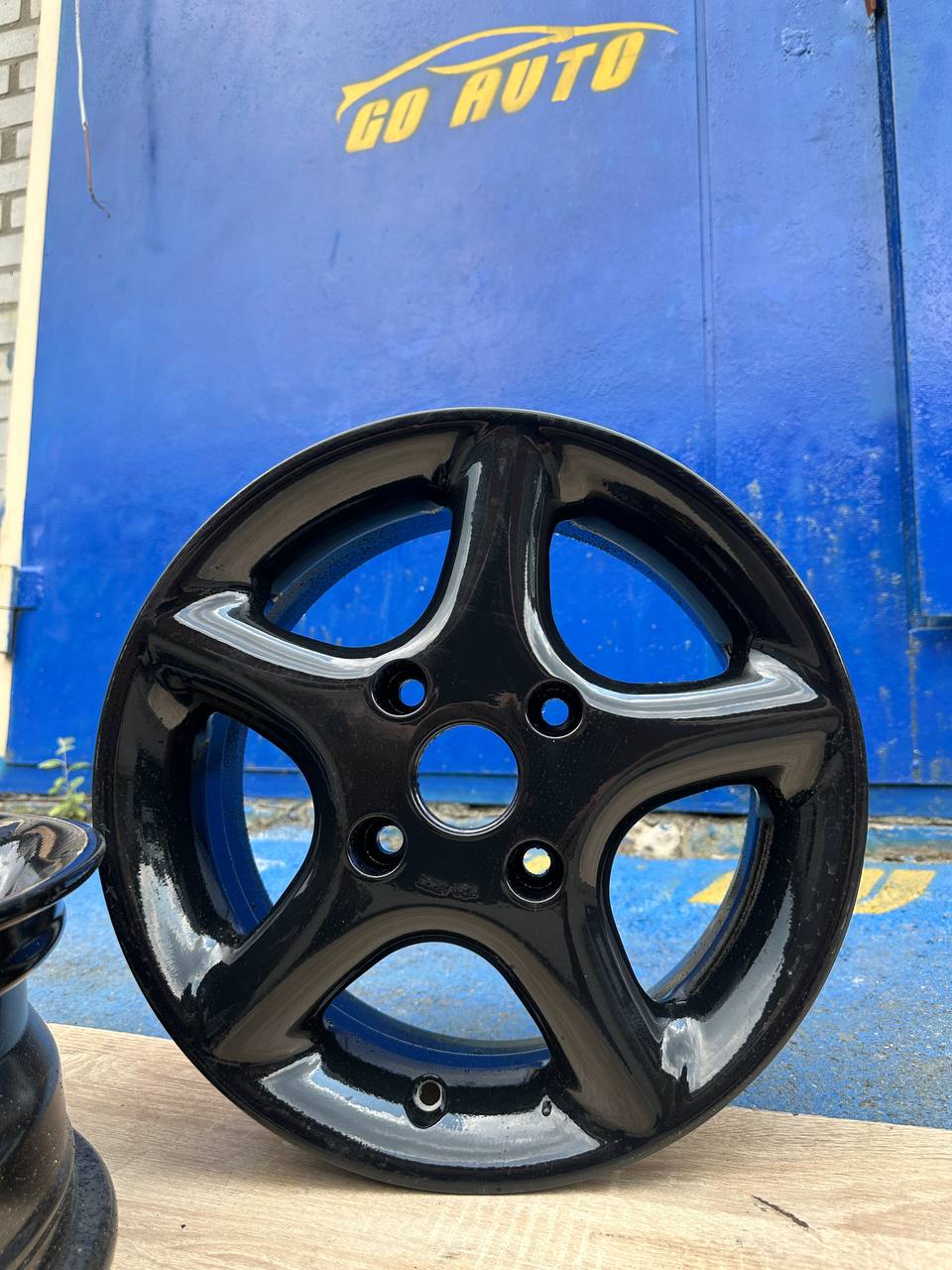 Диски R14 4x114.3 6j et37 dia67.1