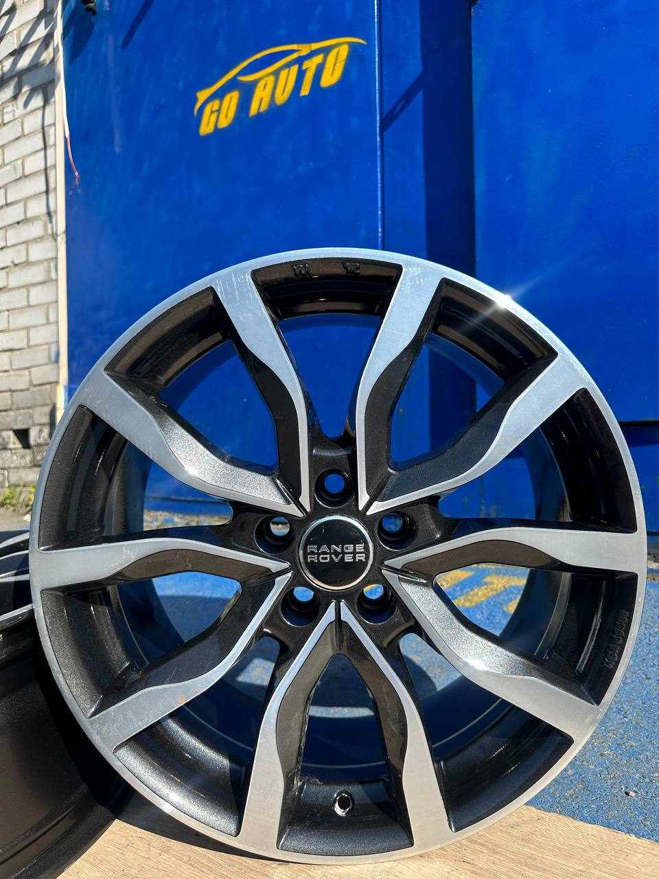 Диски R18 5x108 8j et45 dia63.4