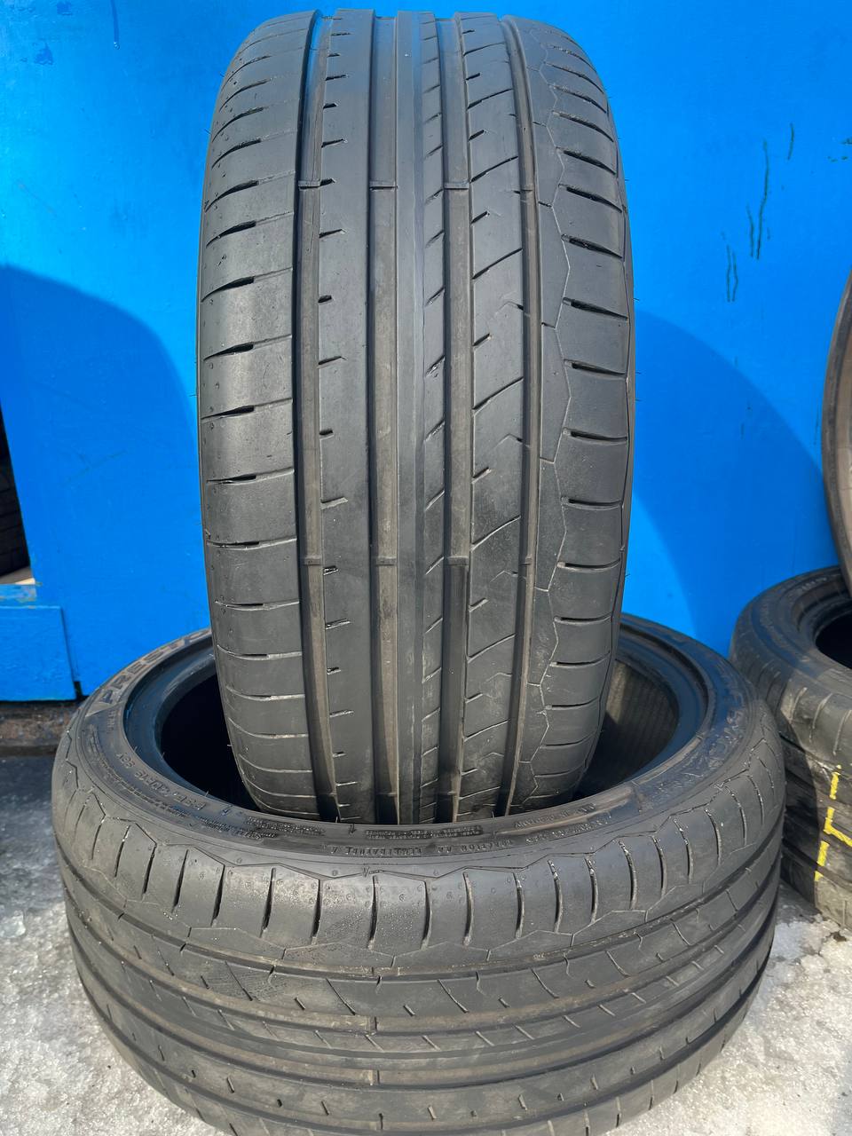 Пара вживаних шин Debica Presto UHP 2 235/40 R19 96Y