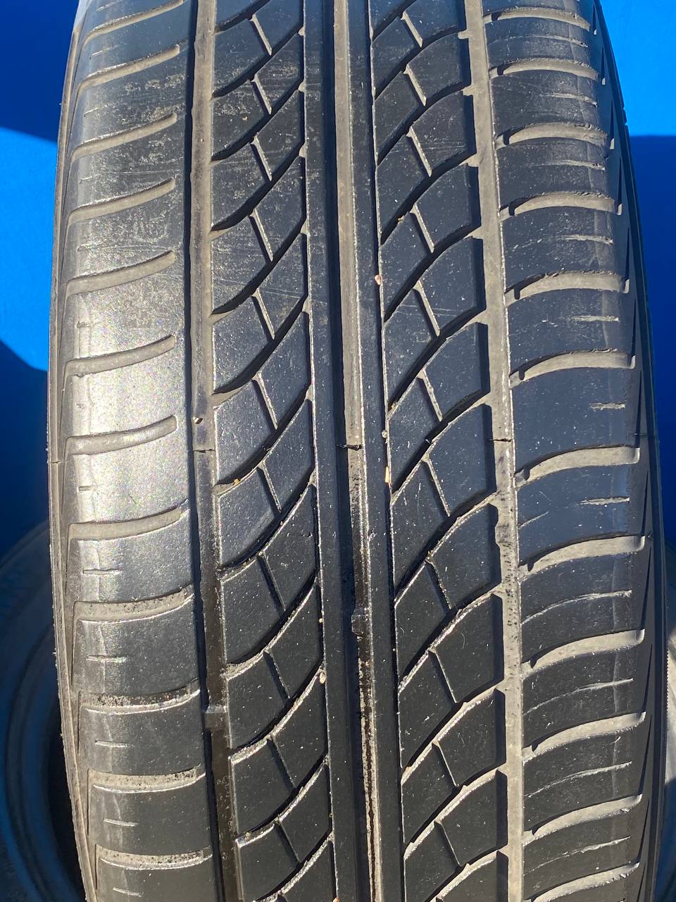 Вживані літні шини Advanta 235/55R17 96W