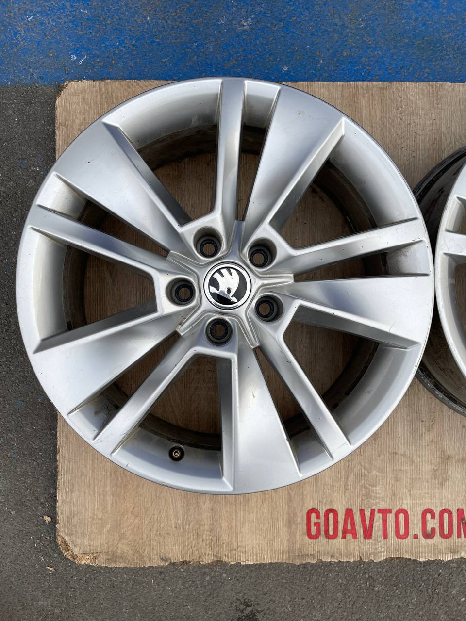 Диски R18 5x112 7j et43 dia57.1