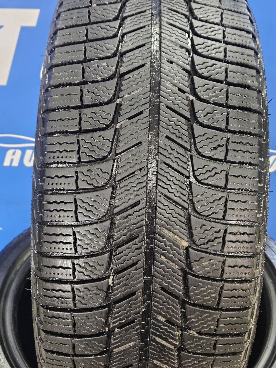 Вживані шини Michelin X-Ice 235/40/R18 95H