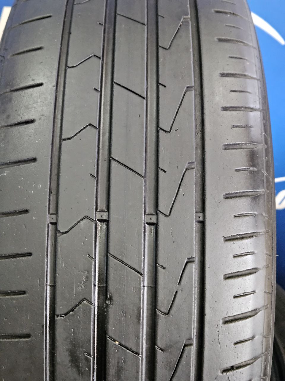 Вживані літні шини Hankook Ventus Prime 3 215/55 R17 96W
