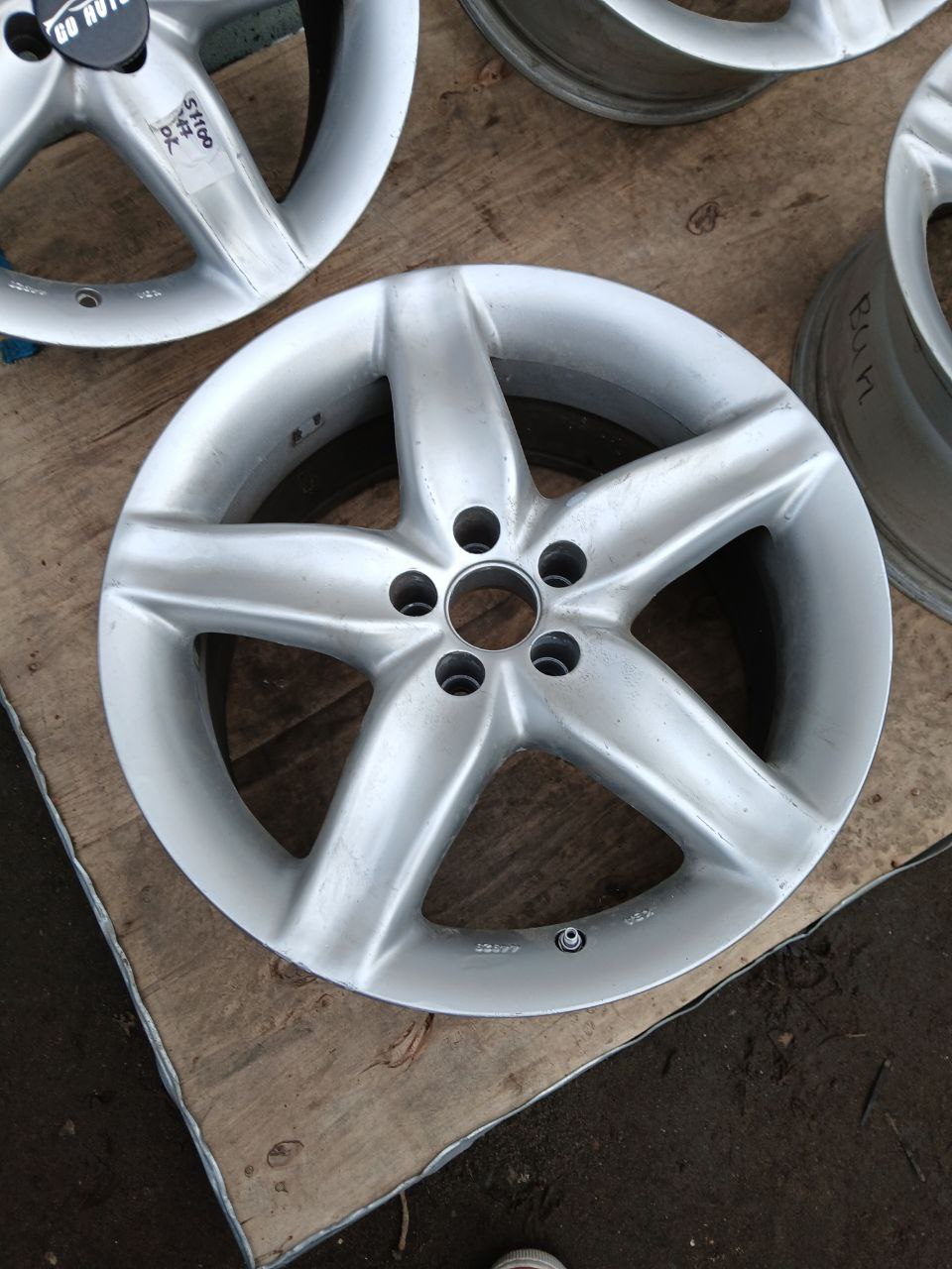 Диски R17 5x100 8.5j et30 dia73.1