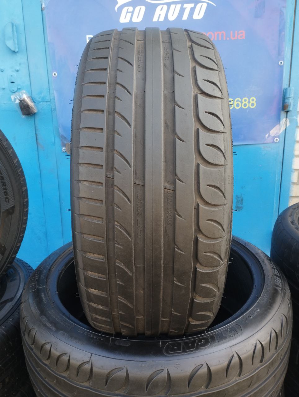 Вживані шини Tigar UHP 235/40/R19 96Y