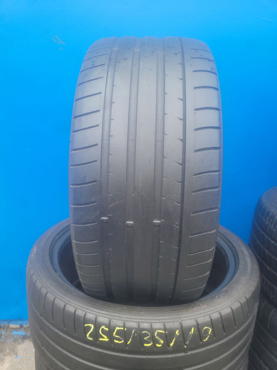 Вживані шини Dunlop SP Sport Maxx GT 255/35/R19 96Y