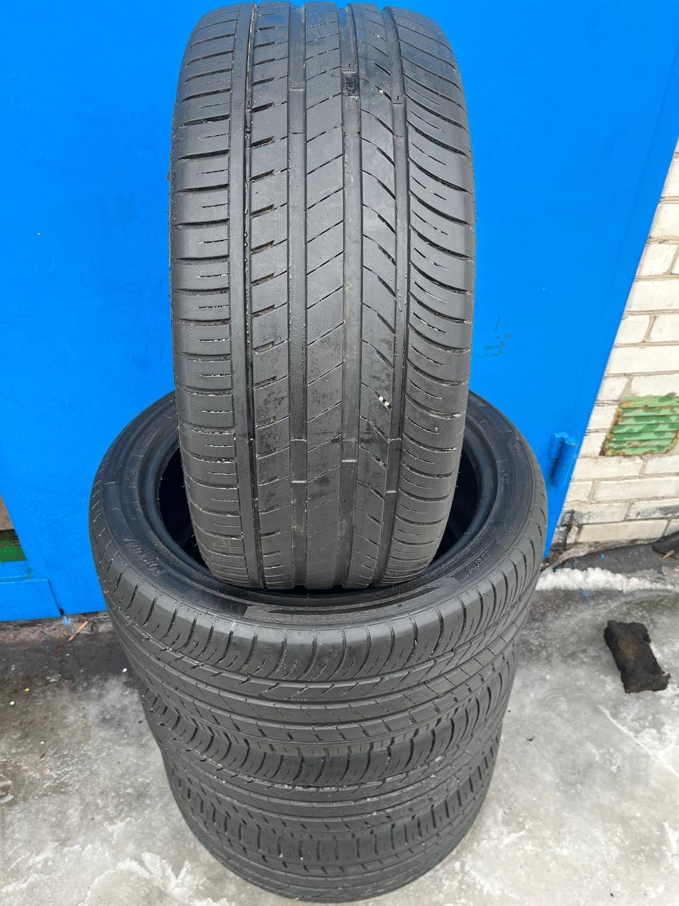 Вживані шини Fortuna EcoPlus SUV 275/40 R20 106W