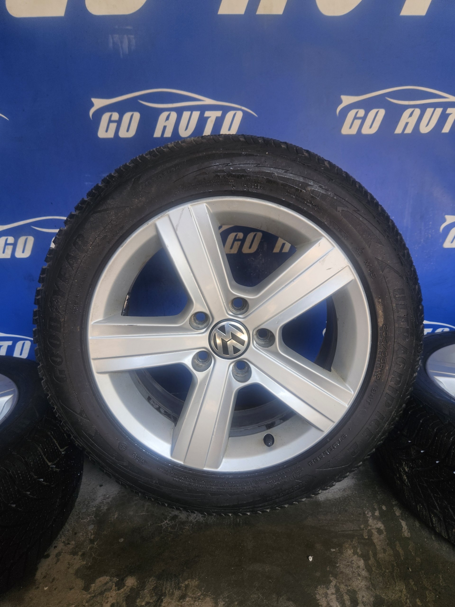 Диски R16 5x112 6.5j et42 dia57.1 з шинами GoodYear 205/55/R16