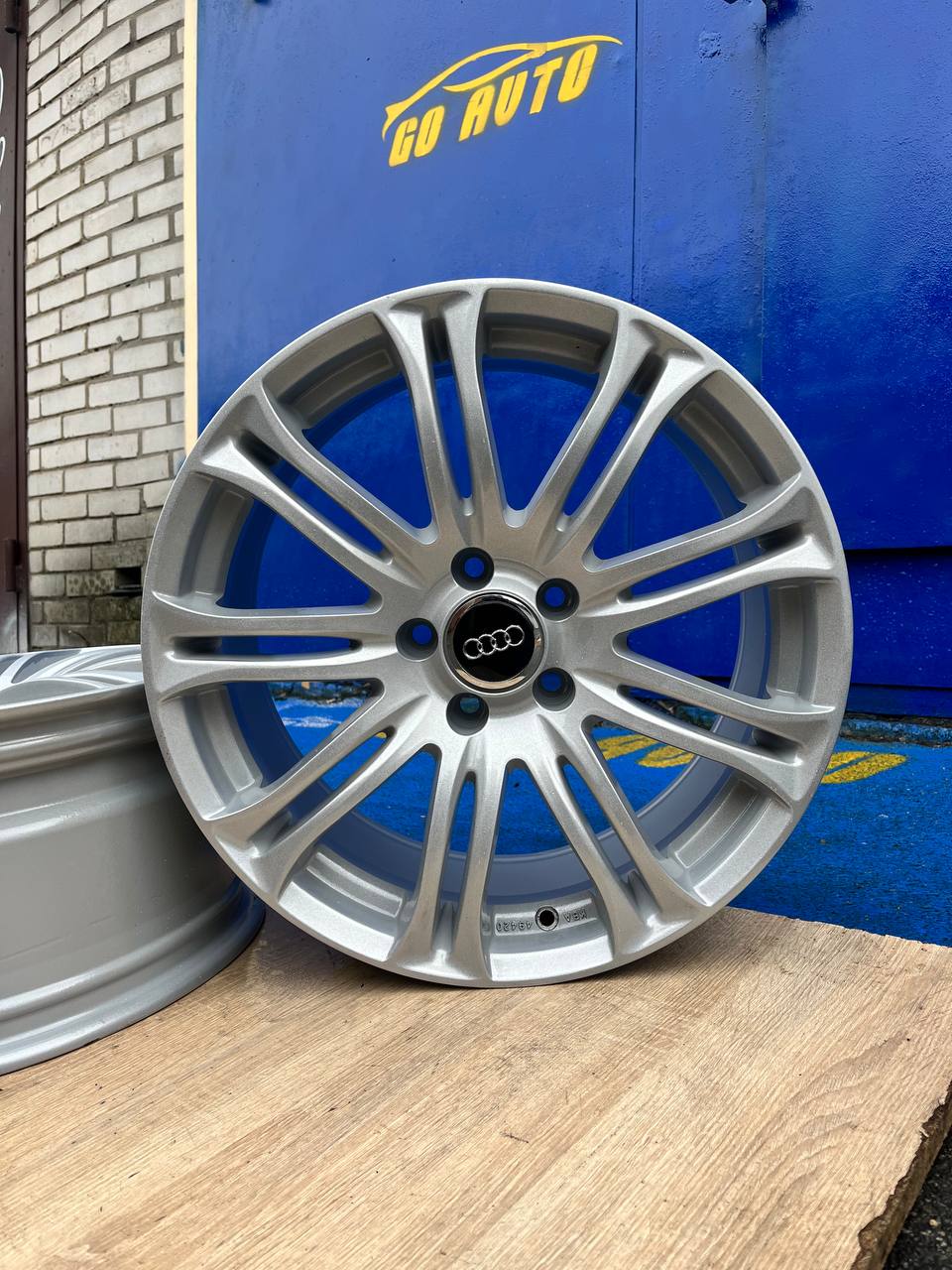 Диски R18 5x112 8.5j et45 dia66.6