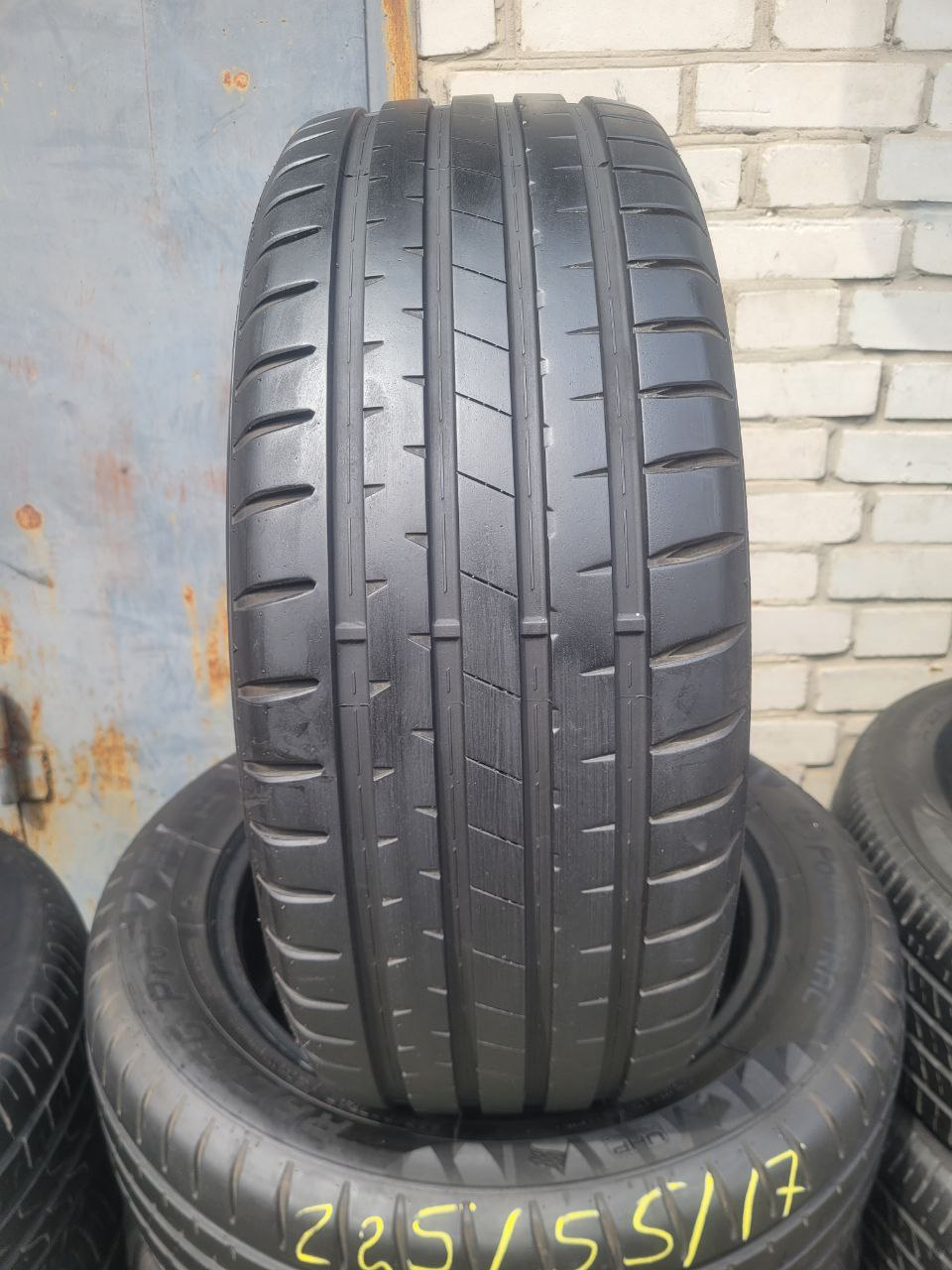Вживані шини Powertrac Racing Pro 225/55/R17 101W