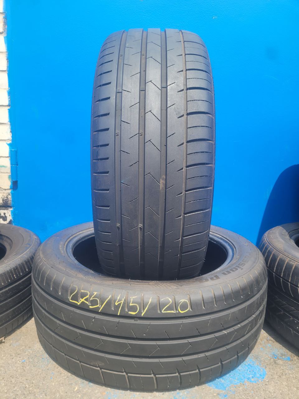 Вживані шини пара Kustone Passion P9s 275/45/R20 110W