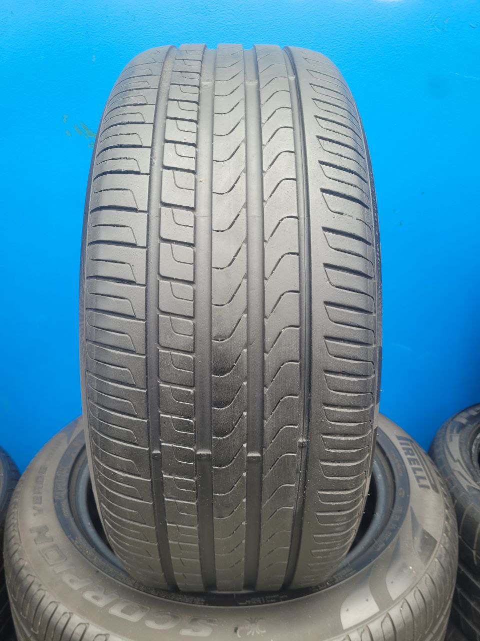 Вживані різноширокі шини Pirelli Scorpion Verde (RUN FLAT) 255/50/R19 107W 285/45/R19 111W