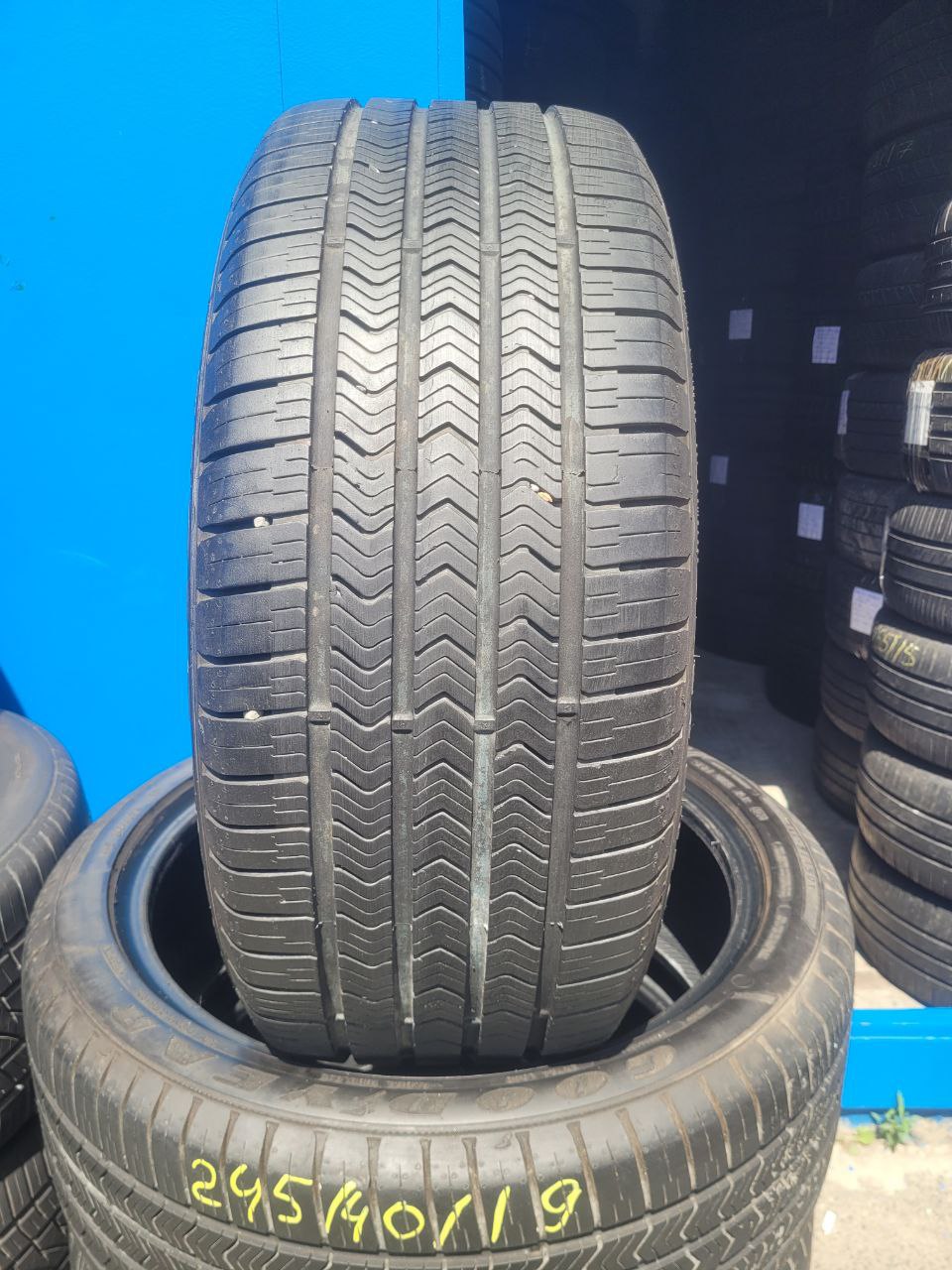 Вживані шини GoodYear Eagle Sport Extender All-Seson(RSC) 245/40/R19 98H