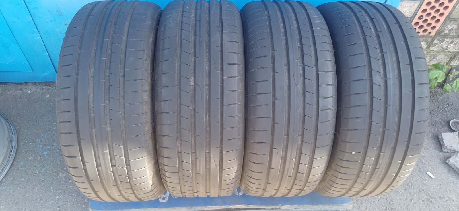 GoAuto Шини Dunlop SportMaxx rt2 225/45 r17 7.5mm Німеччина 08/22