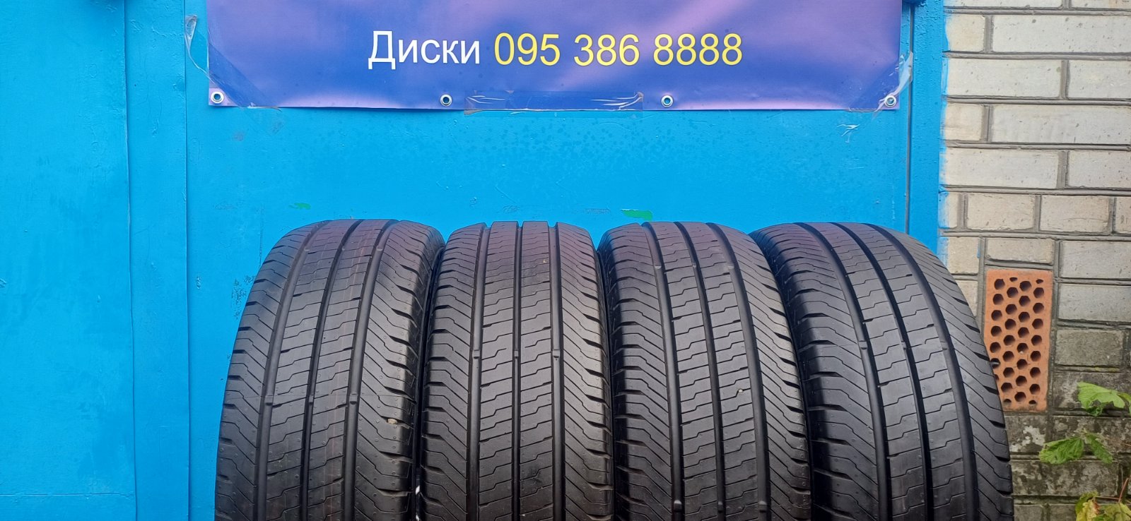 GoAuto Шини Continental VanContactEco 215/65 r15c 8mm Португалія 04/21
